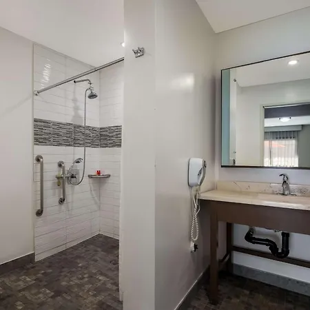 Sunset West Hotel, Surestay Collection By Best Western Los Angeles Exterior photo