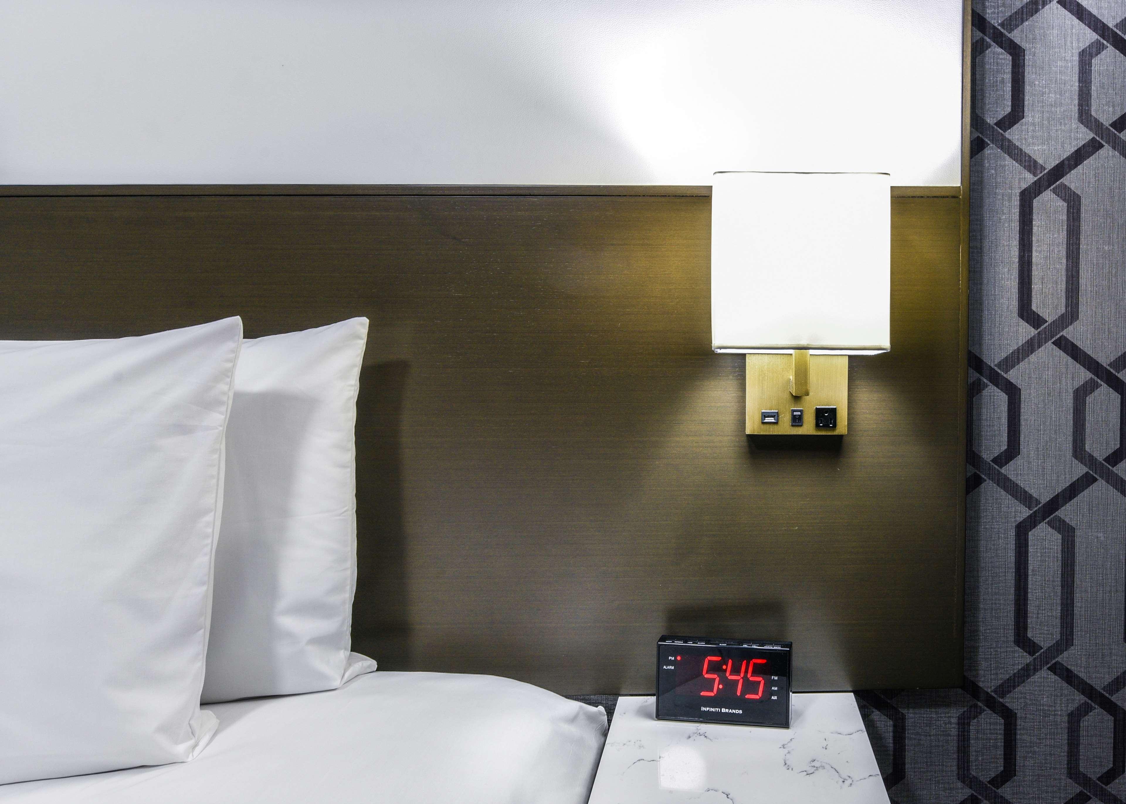 Sunset West Hotel, Surestay Collection By Western Motel