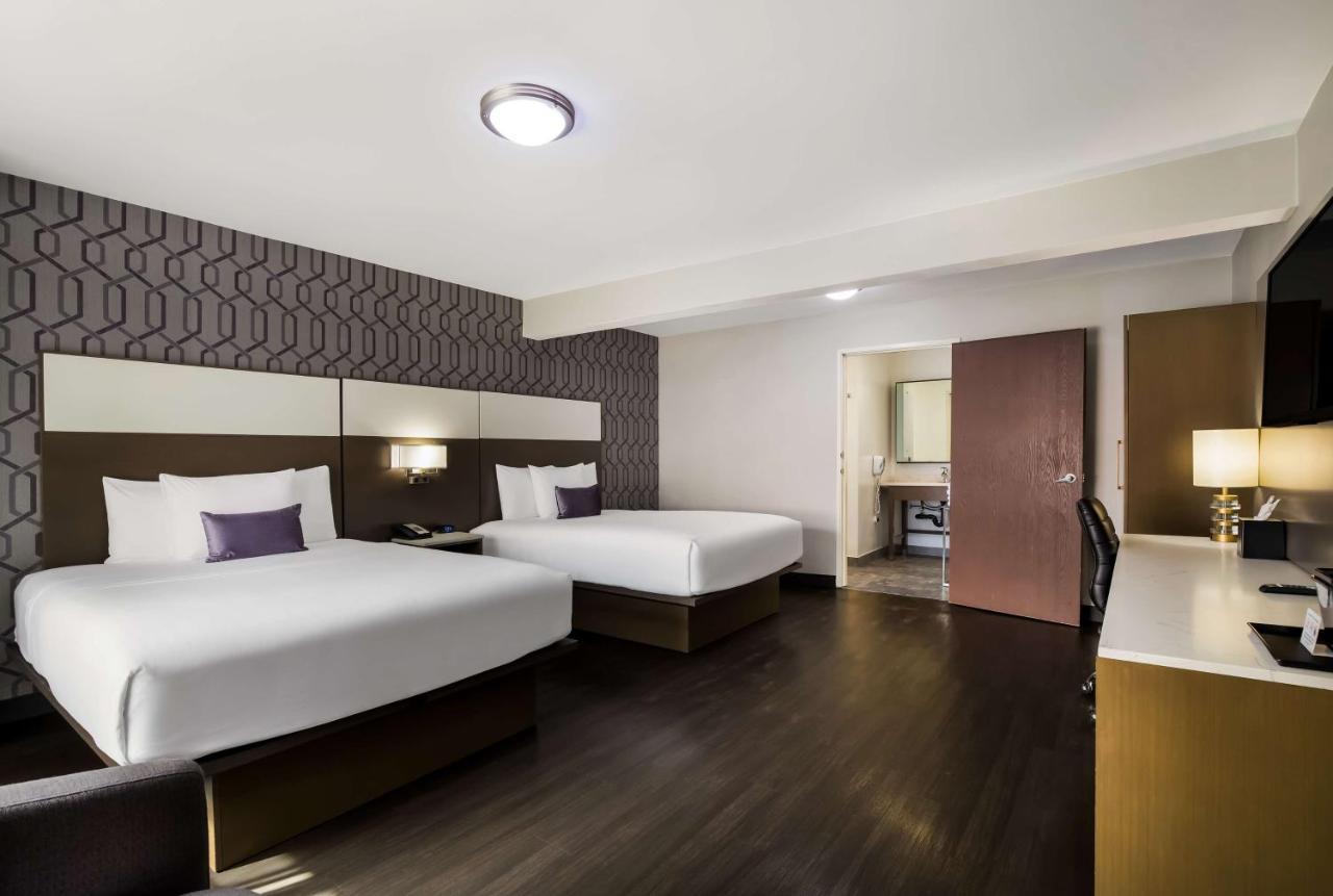 Sunset West Hotel, Surestay Collection By Western