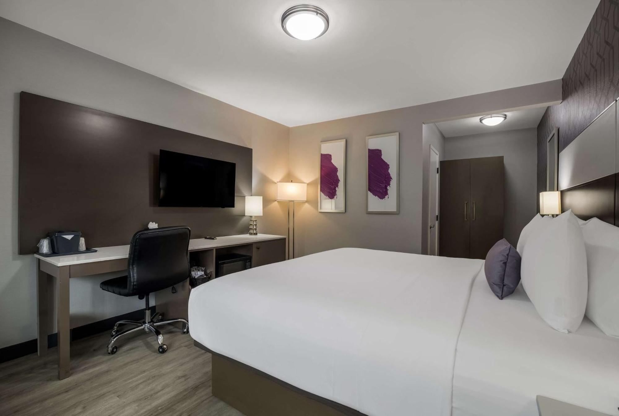 Sunset West Hotel, Surestay Collection By Western Motel 3*