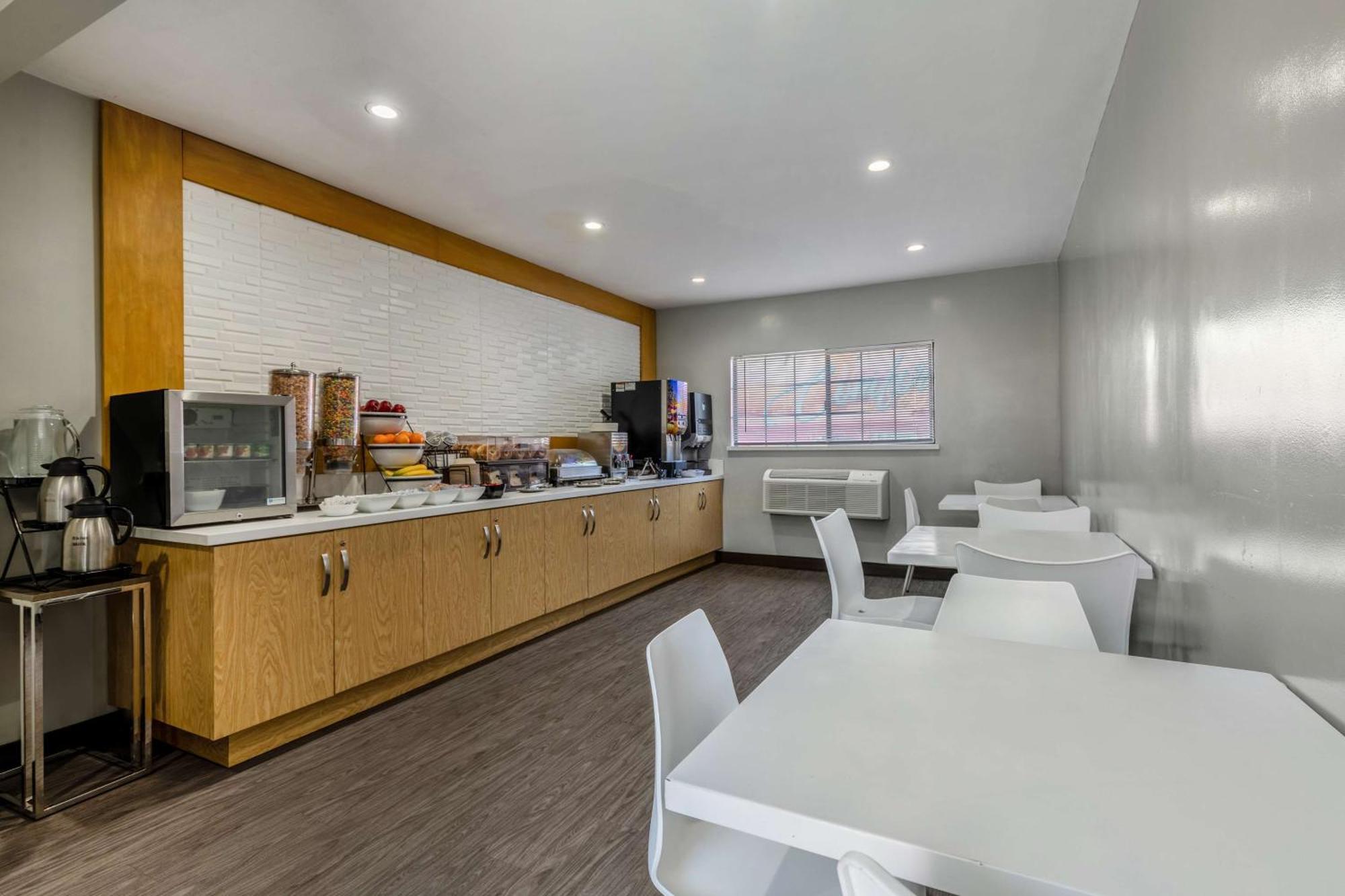 Sunset West Hotel, Surestay Collection By Western Motel Los Angeles