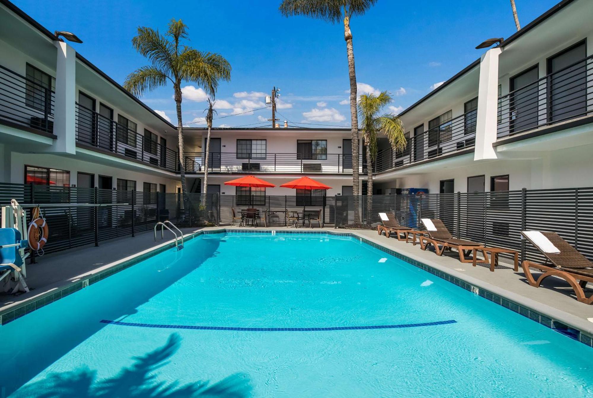 Sunset West Hotel, Surestay Collection By Western Los Angeles