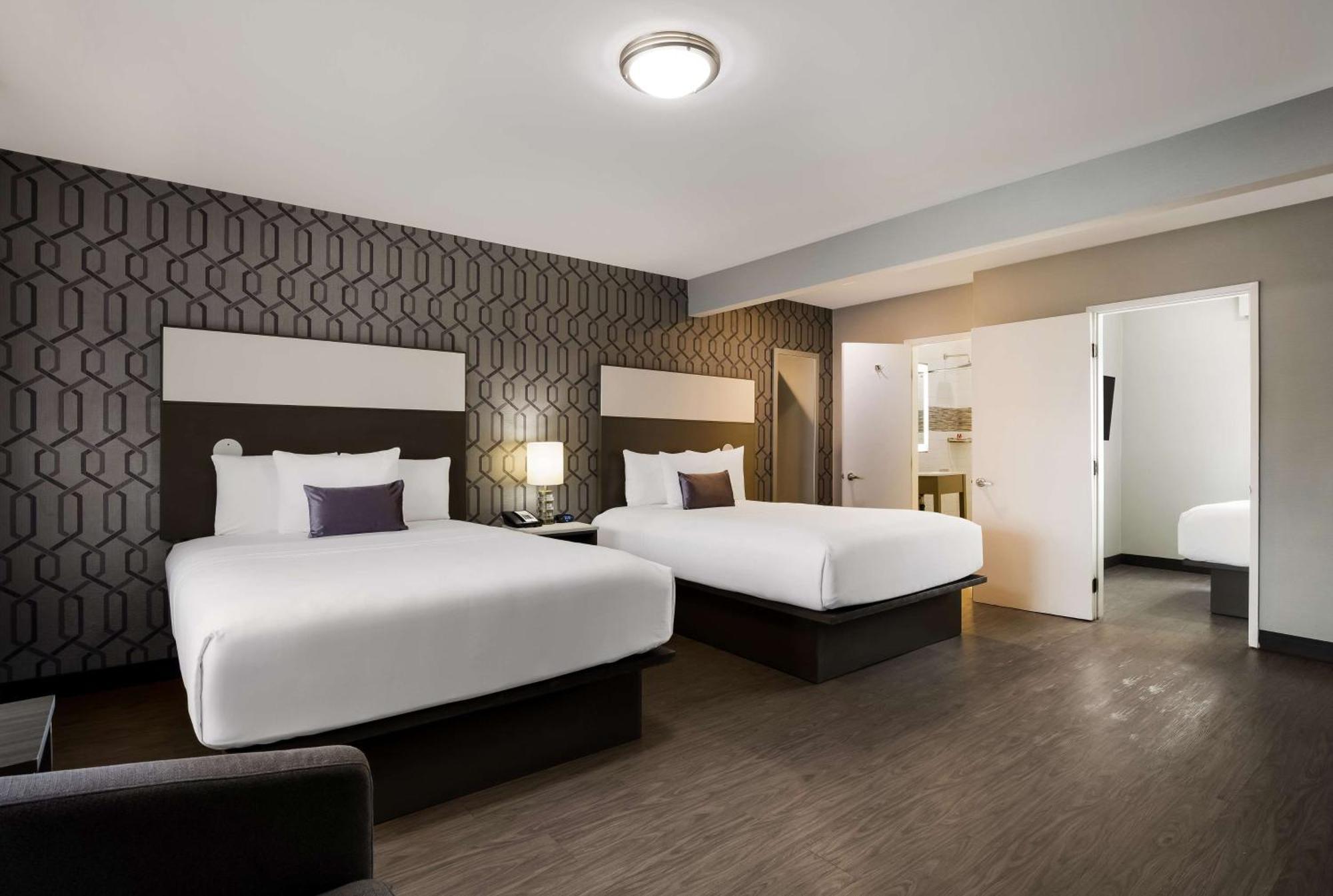 Sunset West Hotel, Surestay Collection By Western Motel 3*