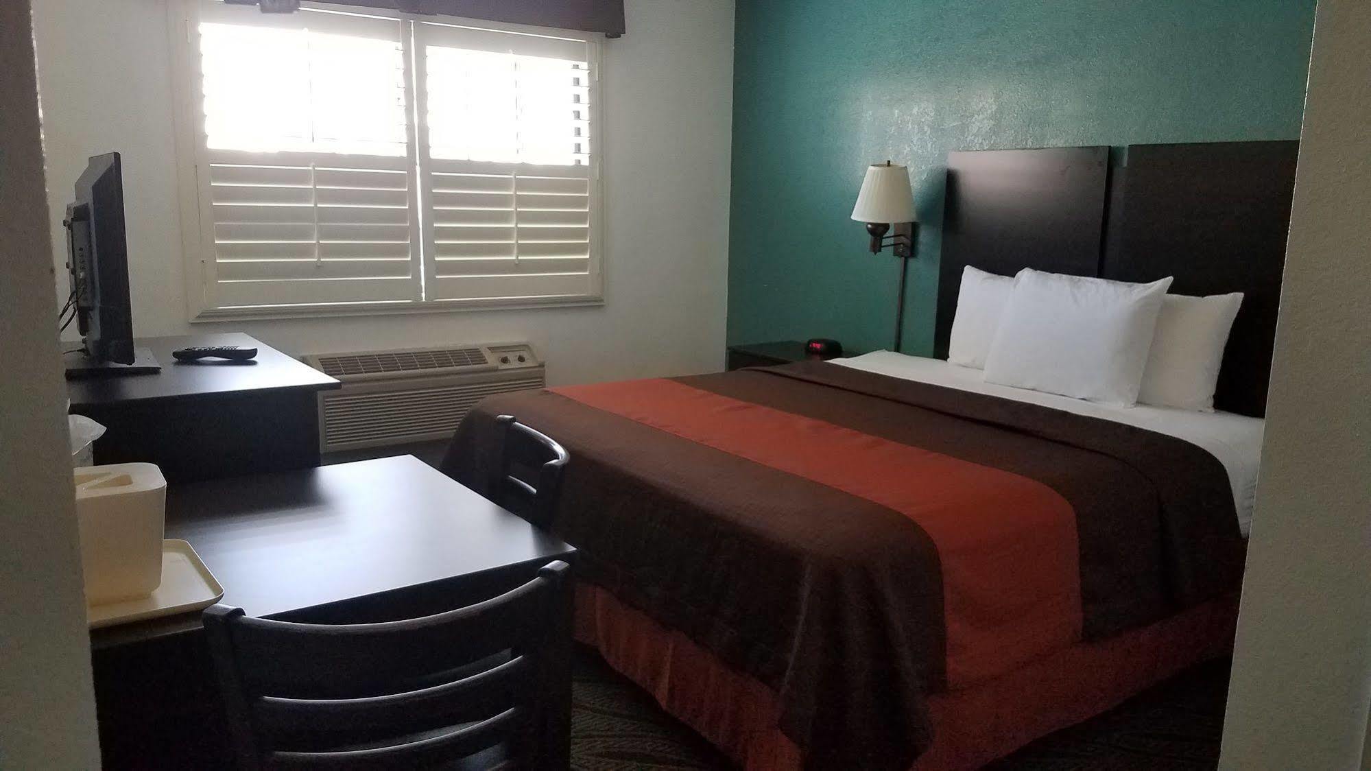 Sunset West Hotel, Surestay Collection By Western Motel 3*