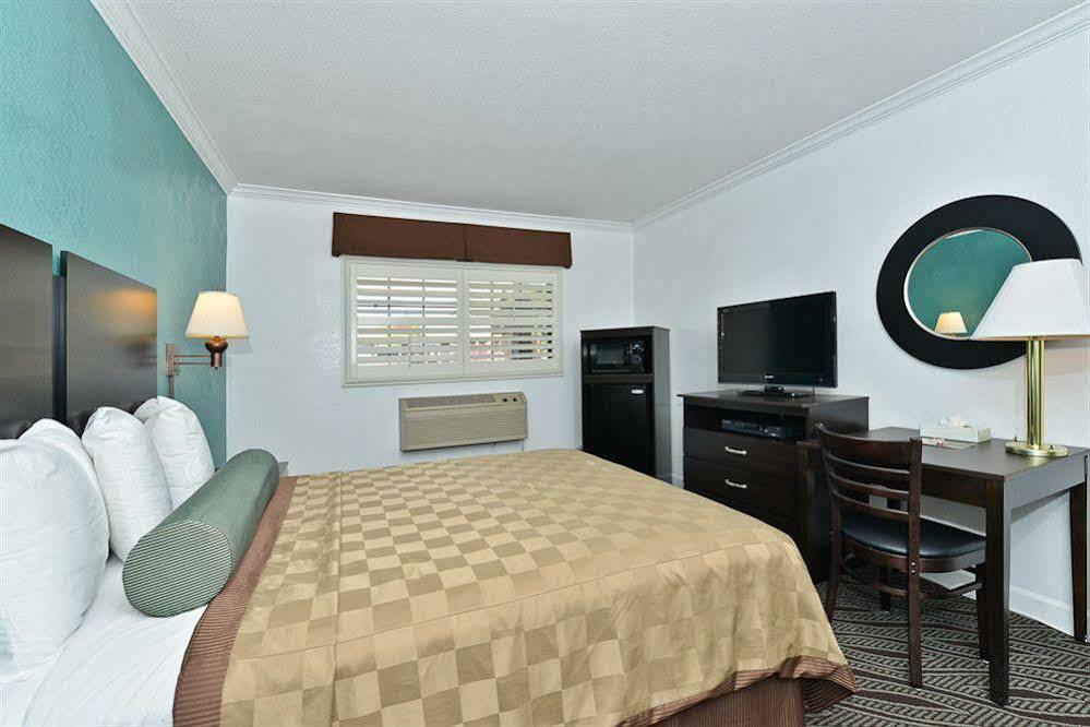 Sunset West Hotel, Surestay Collection By Western Motel