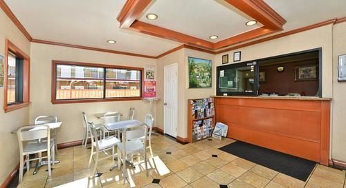 Motel Sunset West Hotel, Surestay Collection By Western 3*